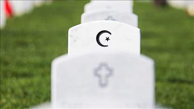 Yunanistan Kilisesi'nden Müslümanlara mezarlık yeri ayırma kararı