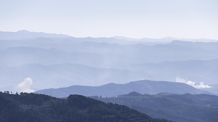 Suriyeli muhalifler Cebel Ekrad'daki Reşu dağını geri aldı