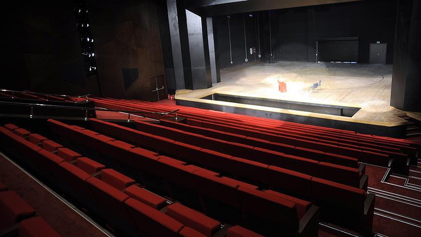 Devlet Tiyatroları yeni sahneleriyle 'perde' diyecek