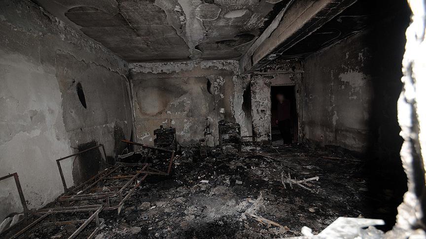 Van'da teröristler okul yaktı