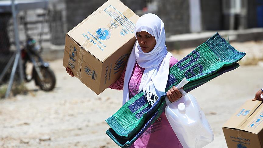 Deyr ez-Zor'a 20 ton gıda yardımı ulaştırıldı