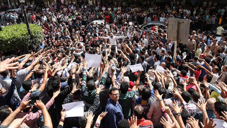 Egypt demos continue against deal giving islands to Saudi