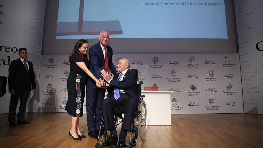 'Cem-Papandreu Uluslararası Barış Ödülü' ilk sahiplerini buldu