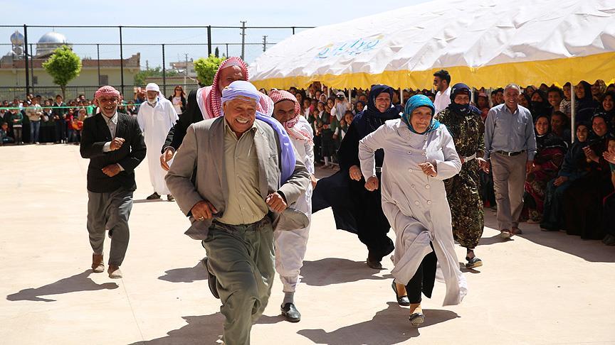 Dedeler ve nineler yarıştı