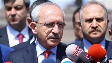 'Ellerim de gönlüm de kalbim de temiz'
