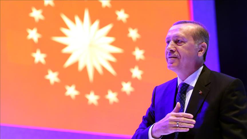 Erdogan warns students against 'sectarianism' 