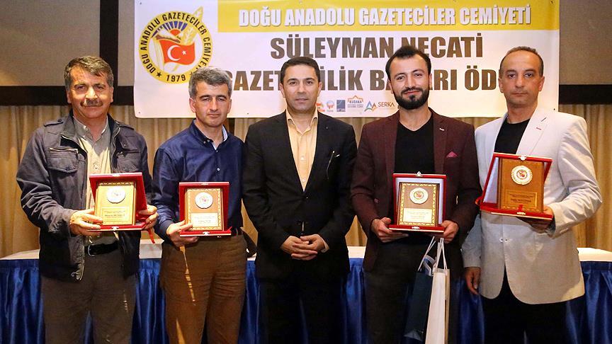 'Yılın Başarılı Gazetecileri Ödül Töreni'nde AA muhabirlerine 4 ödül