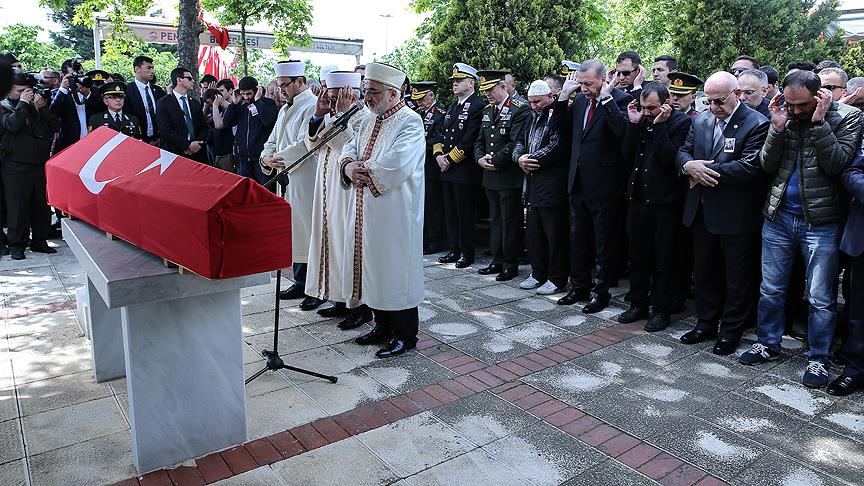 Şehit Üsteğmen Çelik son yolculuğuna uğurlandı