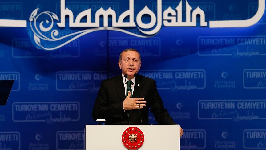 Cumhurbaşkanı Erdoğan: Bu millet kendi göbeğini kendisi kesecek