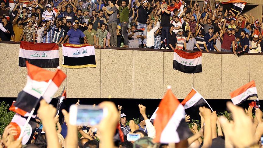 Irak Başbakanı İbadi, eylemcilerden eski bölgelerine çekilmelerini istedi