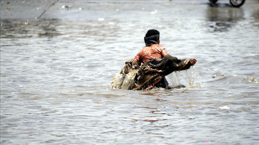 Floods wreak havoc in Kenya