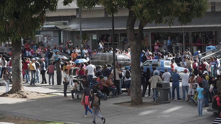 Venezuela'da asgari ücrete yüzde 30 zam yapıldı