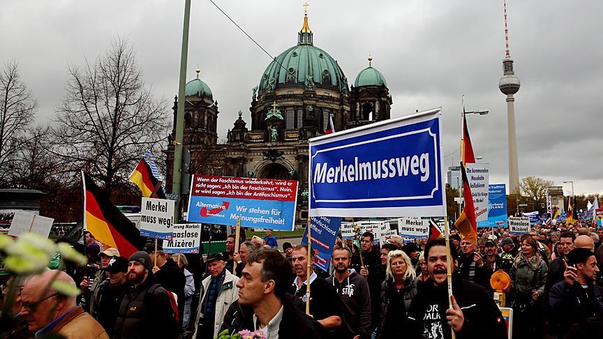 Far-right German party adopts anti-Islam program