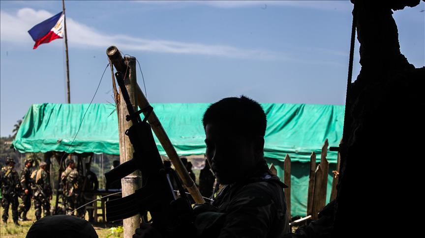 Philippines ‘pleased’ with release of 10 Indonesians