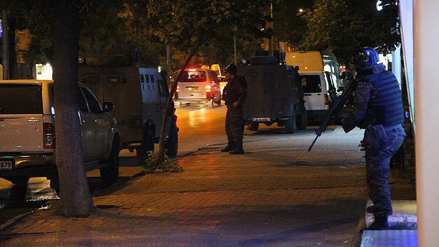 Gaziantep'te 20'nin üzerinde adrese terör operasyonu