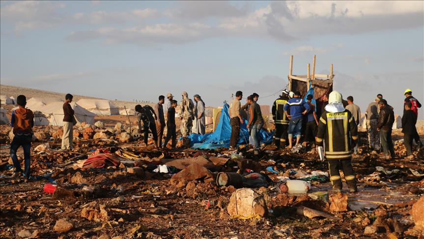 Syrian regime strikes refugee camp, kills 27