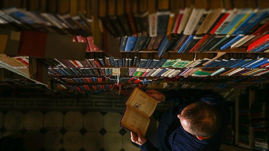 The book that Turks cannot put down