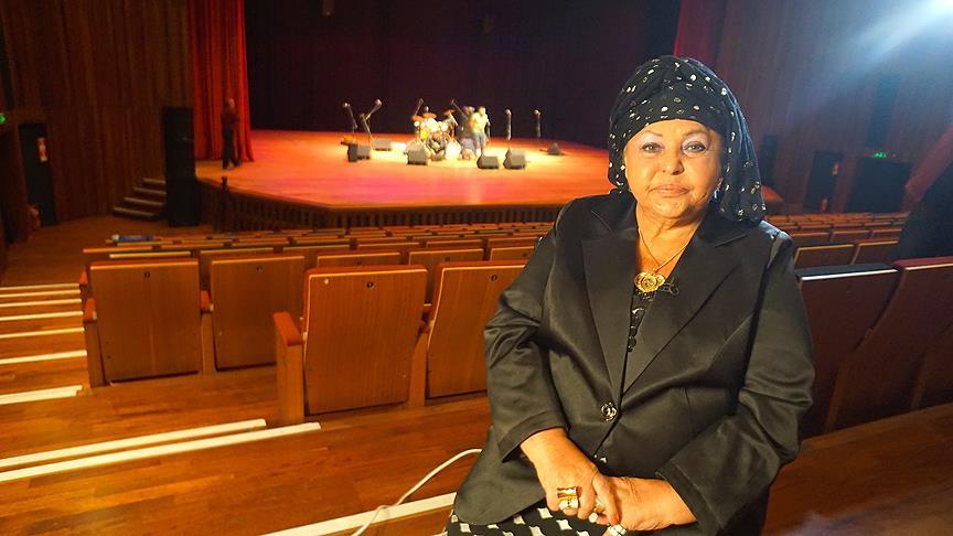 Esma Redzepova: Türkiye çiçeklerin hala güzel koktuğu bir ülke