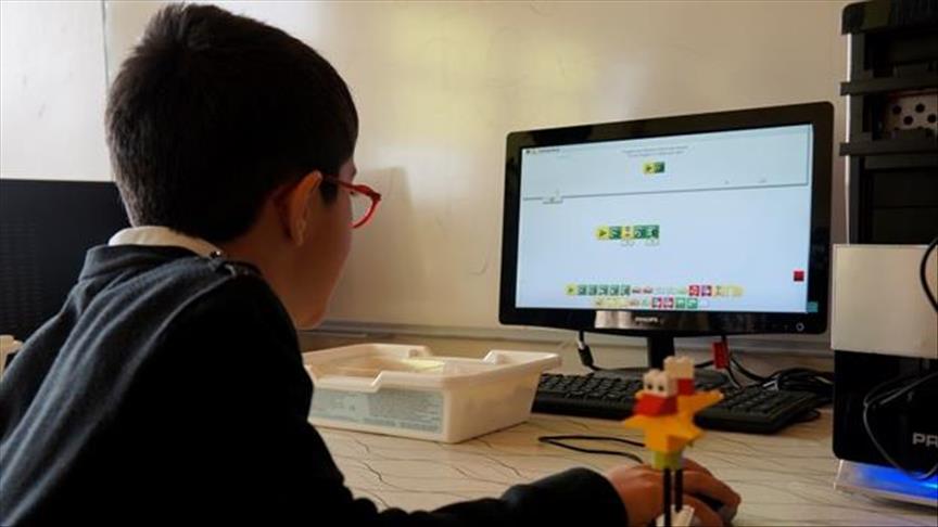 Istanbul teaches coding to children