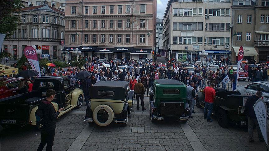 Saraybosna'da Klasik Otomobil Fuarı 