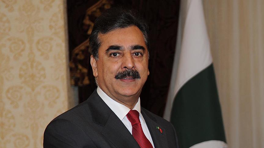 Eski Pakistan Başbakanı Gilani'nin oğlu Kabil Büyükelçiliğine teslim edildi