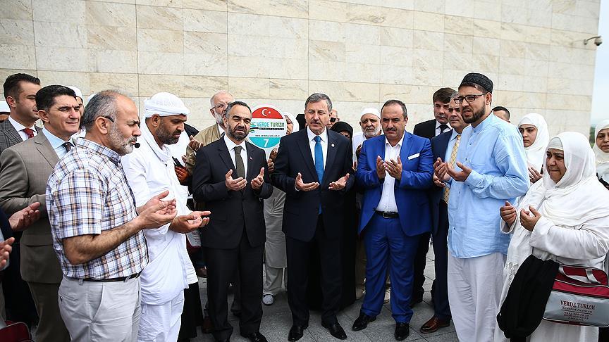 Umreye gidecek Romanlara uğurlama töreni 