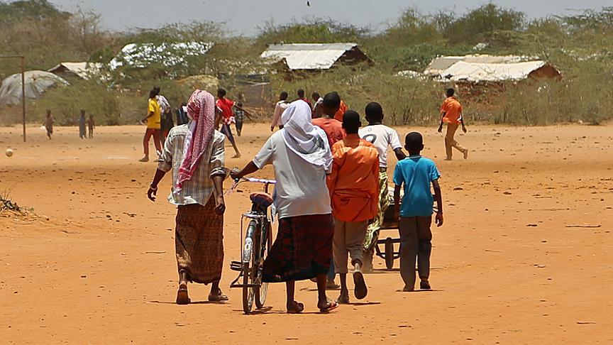 Aid group decries despair, fear in Kenyan refugee camps