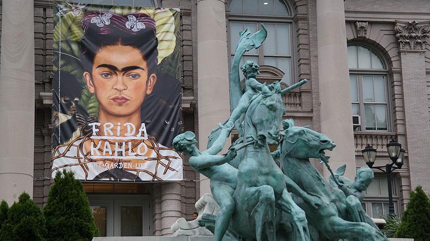 Kahlo'nun tablosu rekor fiyata satıldı