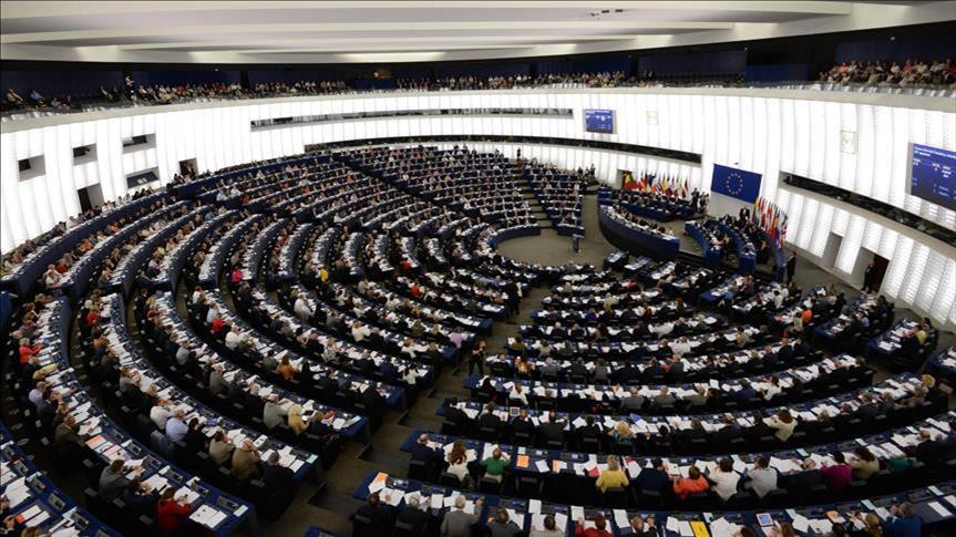 Европарламенту отвели роль «злого полицейского»