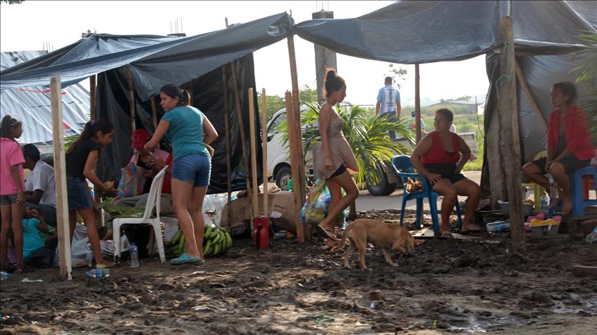 Ecuador to give $9,000 to rebuild quake victims’ homes