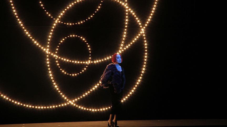 'Üç Kuruşluk Opera' İstanbul'da seyirciyle buluştu