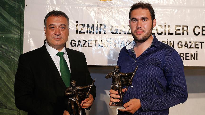 AA'ya İzmir'de iki ödül
