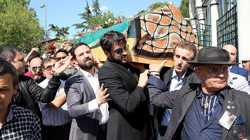 Oya Aydoğan son yolculuğuna uğurlandı