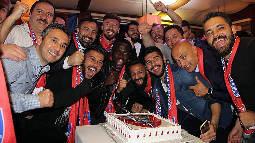 Kardemir Karabükspor'da Süper Lig kutlaması