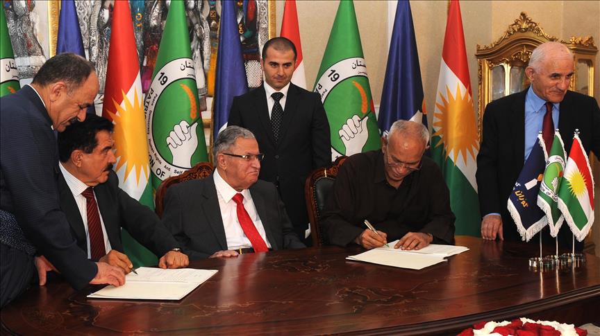 Kurdish parties in N. Iraq ink political, economic deal