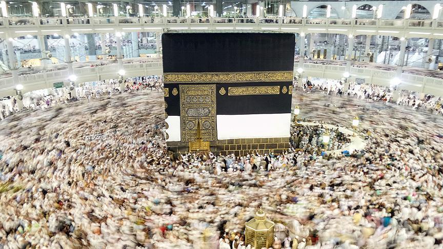 Sahte pasaportla umreye gitmek isteyen 98 Uygur yakalandı