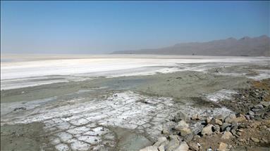  طرح انتقال آب دریای خزر به دریاچه ارومیه ایران اجرا نمی شود