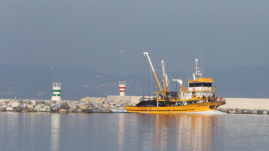 Balıkçı Gemileri GSM uydu iletişim araçlarıyla izlenecek 