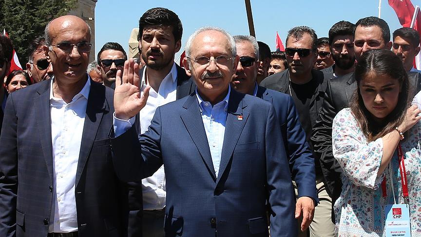 CHP'den 'Anıtkabir' yürüyüşü