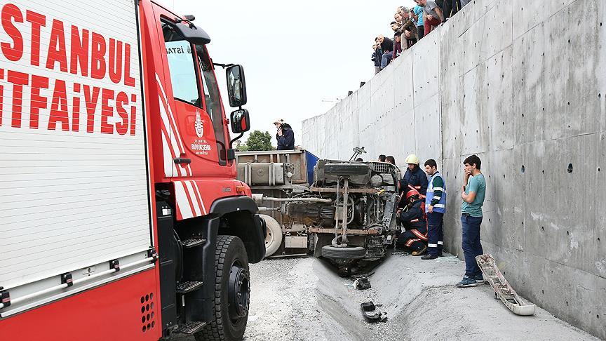 İstanbul'da zincirleme trafik kazası: 1 yaralı