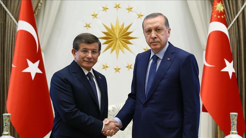 Turquie Le président Erdogan accepte la démission de Davutoglu et du