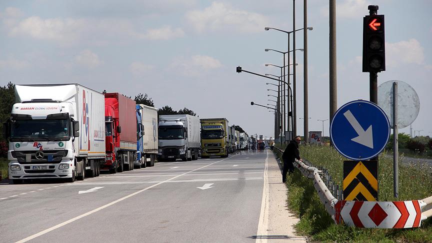 Avrupa'ya giden tır şoförlerine kötü haber