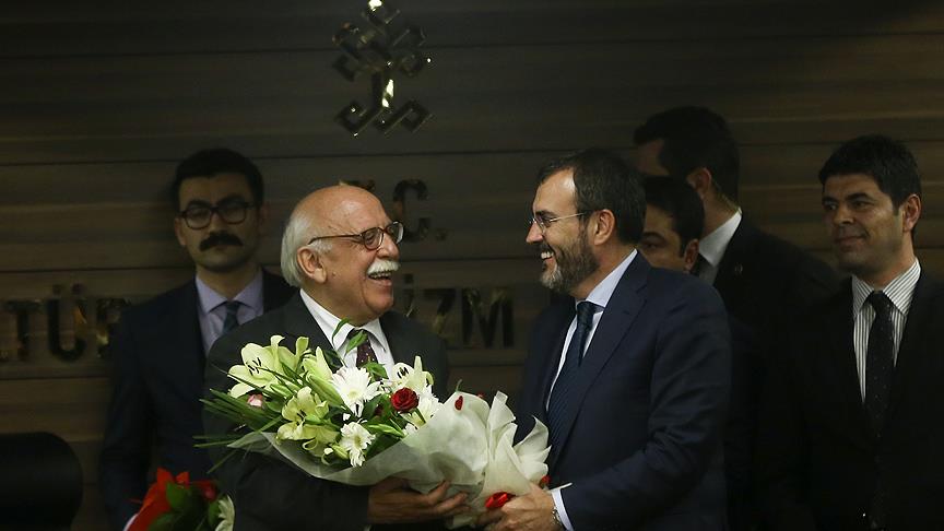 Kültür ve Turizm Bakanı Nabi Avcı görevi Mahir Ünal'dan devraldı