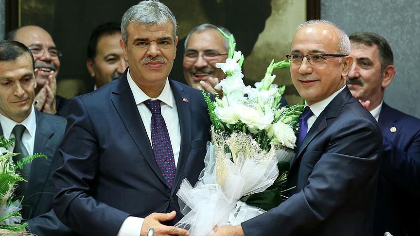 Veysi Kaynak Başbakan Yardımcılığını devraldı