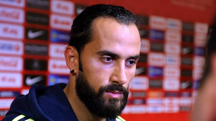 Erkan Zengin Trabzonspor kararını EURO 2016'dan sonra verecek