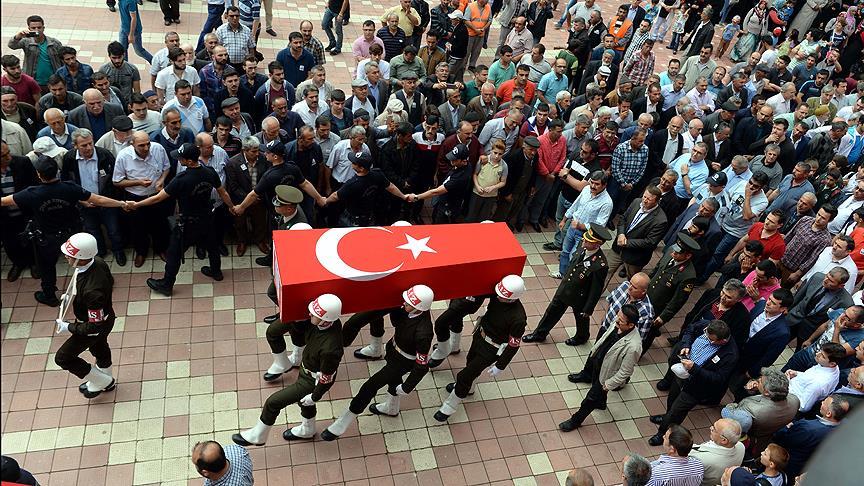 Şehit Astsubay Yıldırım'ın cenazesi toprağa verildi