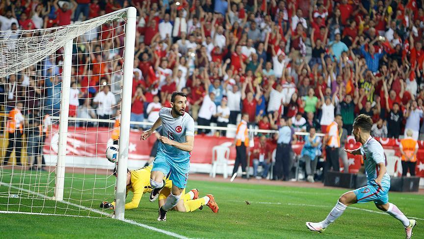 Turkey beats Montenegro in pre-EURO 2016 friendly