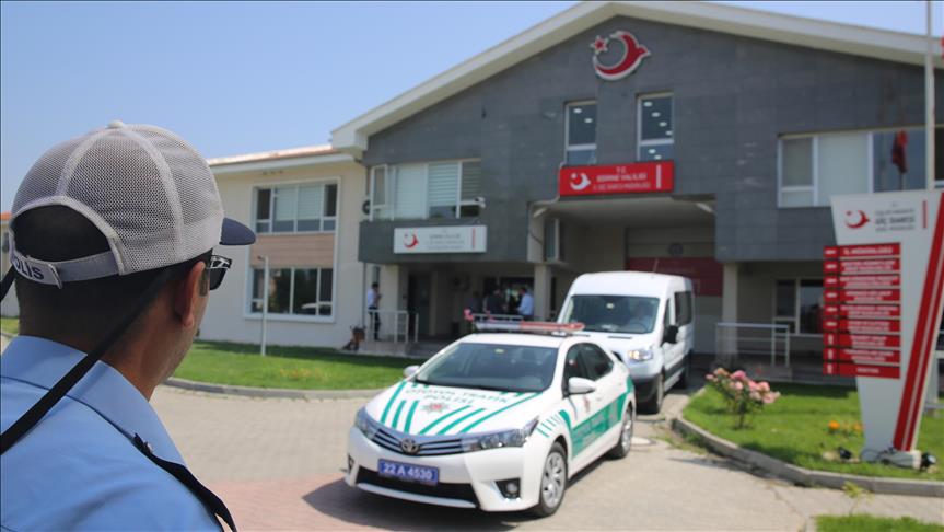 European official visits Turkish refugee center