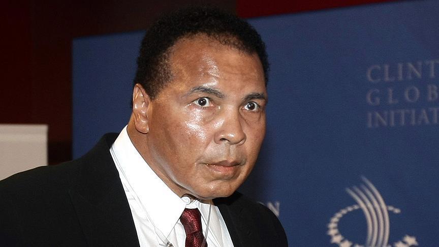Muhammad Ali hospitalized for respiratory issue