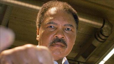 محمد علی کلی در بیمارستان بستری شد